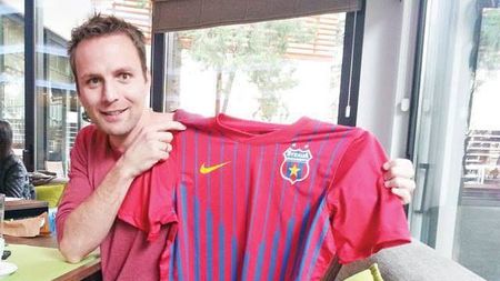 EXCLUSIV | Martinovic a venit la meciul cu Petrolul. „Asta e Steaua mea!" VIDEO După o partidă cu ploieștenii, sârbul a intrat definitiv în inimile steliștilor