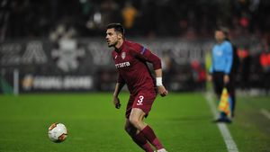 Andrei Burcă s-a accidentat în Sevilla - CFR Cluj! „Sper să nu fie grav!” Ce zice despre eliminarea din Europa League. „Ne-a căzut cerul în cap!”