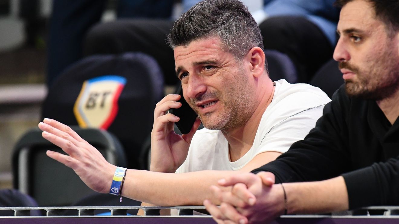 Derapaj grosolan al lui Daniel Niculae, împotriva lui Marian Iancu, după ce fostul patron al Timişoarei îi ceruse lui Dan Şucu să-i dea afară pe preşedintele Rapidului şi pe Victor Angelescu! Ce se ascunde în spatele mesajului "ScRoAFO"