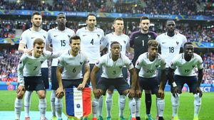 El e liderul Franței! "Când vorbește el se lasă liniștea!" Jucătorul în fața căruia starurile Pogba, Griezmann sau Payet stau cu capul plecat în vestiar