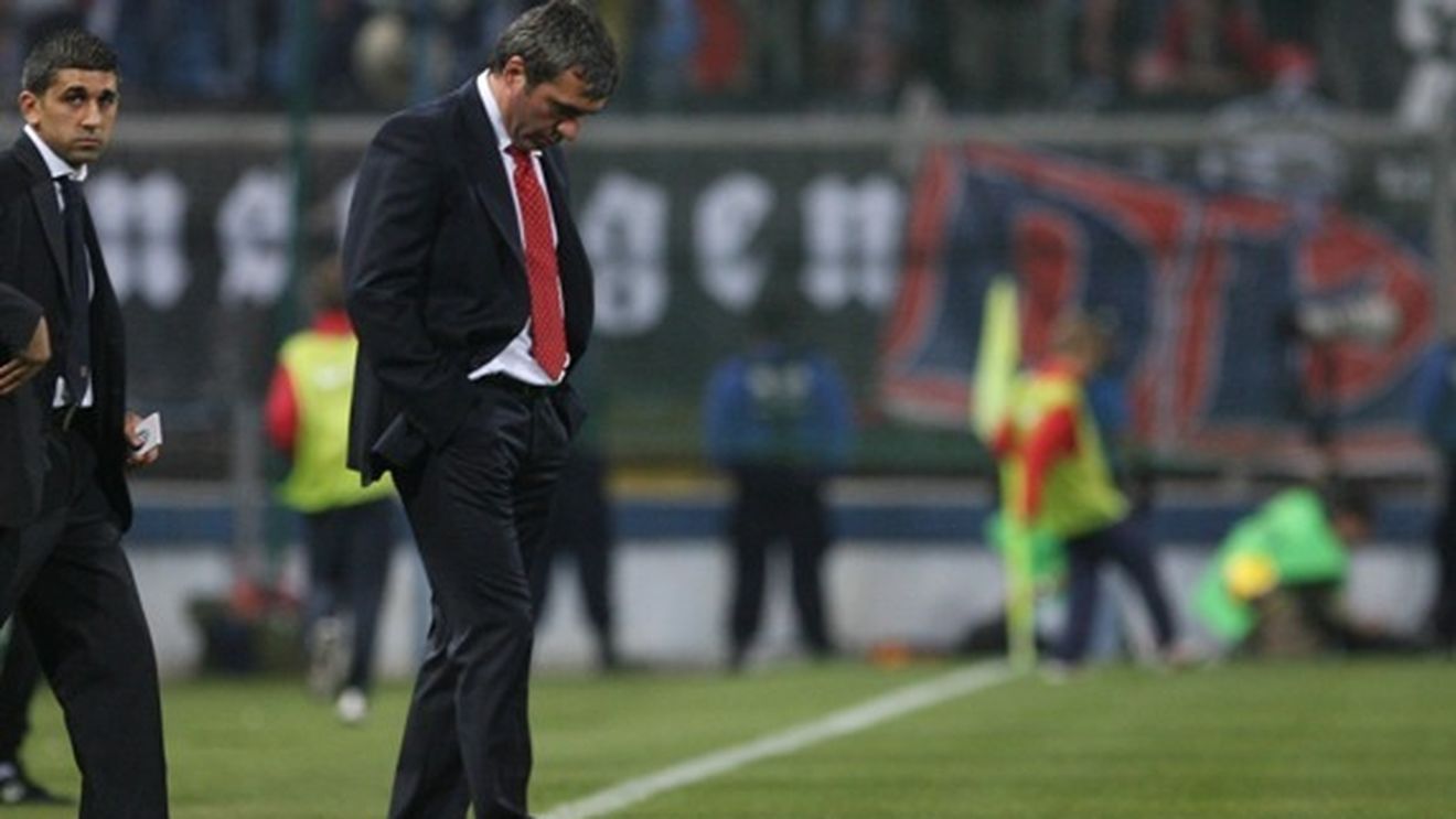 Hagi: "Nu mă întorc la Steaua, vreau să termin treaba la Academie"