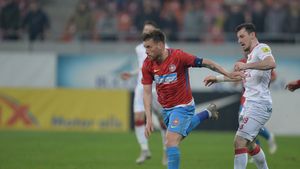 EXCLUSIV | Răsturnare de situație în privința lui Mihai Pintilii! Anunțul care schimbă ce știam până în acest moment despre mijlocașul FCSB: medicul a dat verdictul