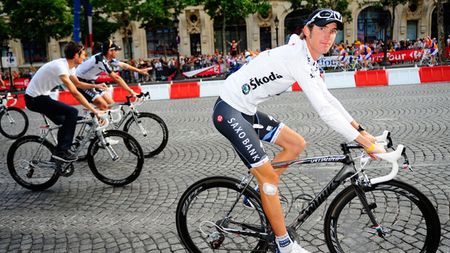 Andy Schleck, exclus din Turul Spaniei de Bjarne Riis