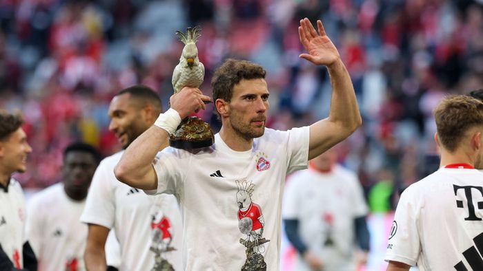 Secretul talismanului lui Bayern. Povestea neverosimilă a papagalului furat