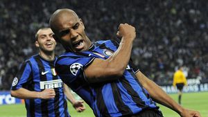 Maicon: "Vreau să joc la Real! Mi-ar plăcea să lucrez din nou cu Mourinho!"