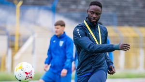 Mansour Gueye revine pe teren, la 39 de ani! Are o nouă echipă după despărțirea de CSM Olimpia Satu Mare, unde a fost preparator fizic