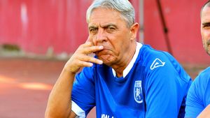 Sorin Cîrțu, atac dur la Mihai Stoica după victoria cu Dinamo: „Nu-mi spune nimic, nu mă interesează! Arbitrii ar trebui să conducă meciurile cu fizica în mână”