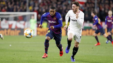 Barcelona a pierdut cu 2-0 în fața Sevillei, în Cupa Regelui, dar partida a trecut în plan secund după un gest neașteptat! FOTO | Ben Yedder, mesaj pentru Sala