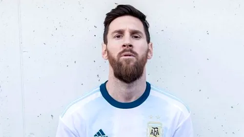 Lionel Messi a prezentat noul tricou de joc al Argentinei. FOTO | Cum vor fi îmbrăcate 