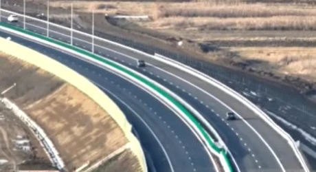 Cum se circulă pe primul tronson din autostrada Pitești-Sibiu. A fost inaugurat cu aproape un an mai devreme | VIDEO