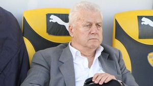 Jean Pădureanu, la 75 de ani:** "Gloria e copilul meu de suflet"