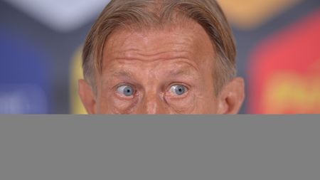 Lăcătuș le atrage atenția elevilor lui Contra. Discursul sincer în care "Fiara" a spus lucrurilor pe nume