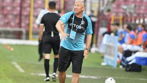 Dan Petrescu a dezvăluit motivul înfrângerii din meciul cu oltenii! „Buruscul” a făcut scandal în vestiar înaintea derby-ului
