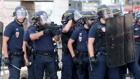 Reacția UEFA după incidentele de la Marsilia: "Ce se întâmplă în afara stadioanelor nu este sub incidența noastră!" Forul european deschide procedură disciplinară împotriva Rusiei