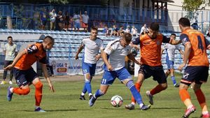 VIDEO | Viciere de rezultat? Decizii controversate luate de arbitrul Cătălin Buși în Unirea Dej - Poli Iași: penalty după o simulare de amatori și un roșu contestat. Cum au reacționat antrenorii