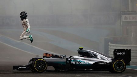 Reacția lui Nico Rosberg după primul titlu din carieră: "Această ultimă cursă a fost oribil de intensă"