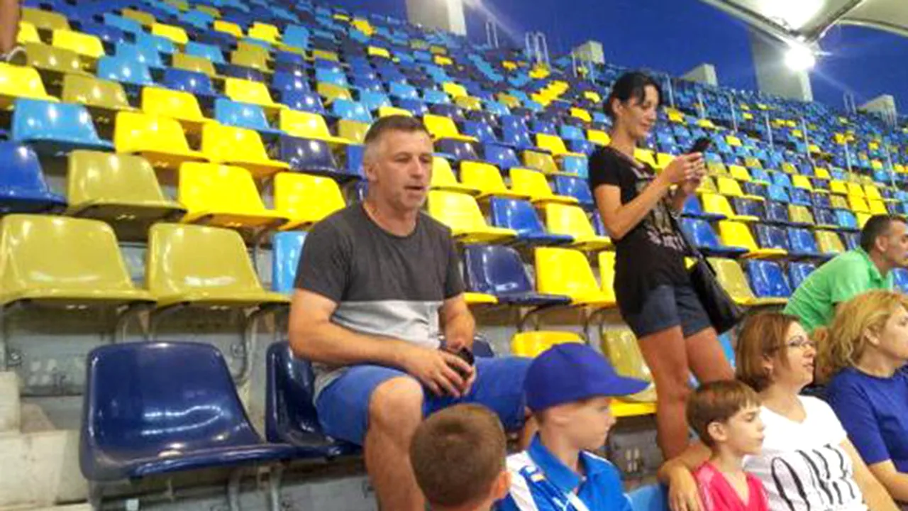 ATUNCI ȘI ACUM | Recunoști personajul din imagine? Cine a asistat la meciul Steaua - CFR Cluj 1-1