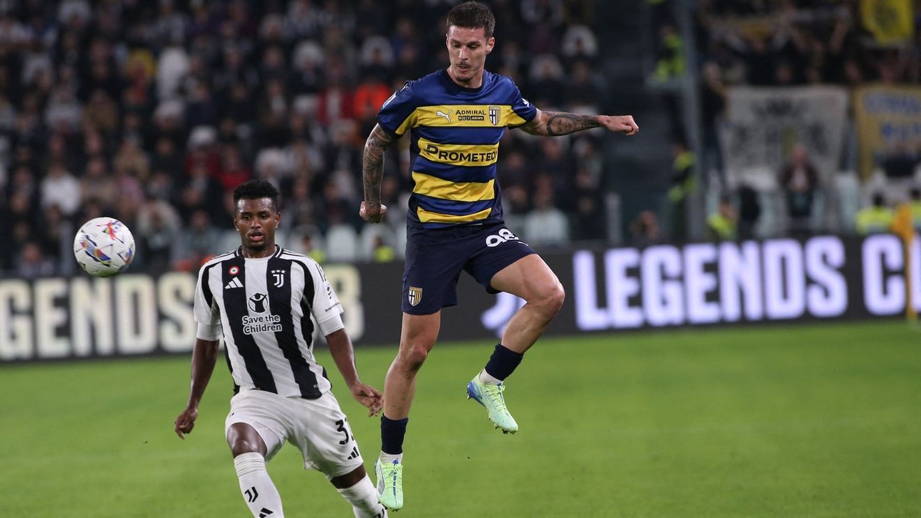Dennis Man a făcut show cu Juventus Torino, echipă care vrea să-l transfere de la Parma! Ce a reuşit românul în meciul de la Torino