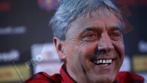 Cîrțu REVOLUȚIONEAZĂ‚ Steaua: "Fiecare jucător va avea șansa lui"** VEZI ce sistem de joc va folosi "Sorinaccio"