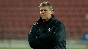 Chovanec, suspendat 10 săptămâni pentru că nu și-a lăsat doi jucători la lotul de tineret!** Vezi manevra lui!