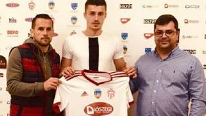 Sepsi schimbă jucătorii U21! Cumpără, dar ar putea să și vândă: acord cu un fotbalist din Liga 2 și ofertă din Polonia pentru un puști de 19 ani
