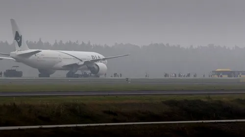 Rapidiștii, în ceață!** Avionul care îi ducea la Iași a aterizat la Bacău