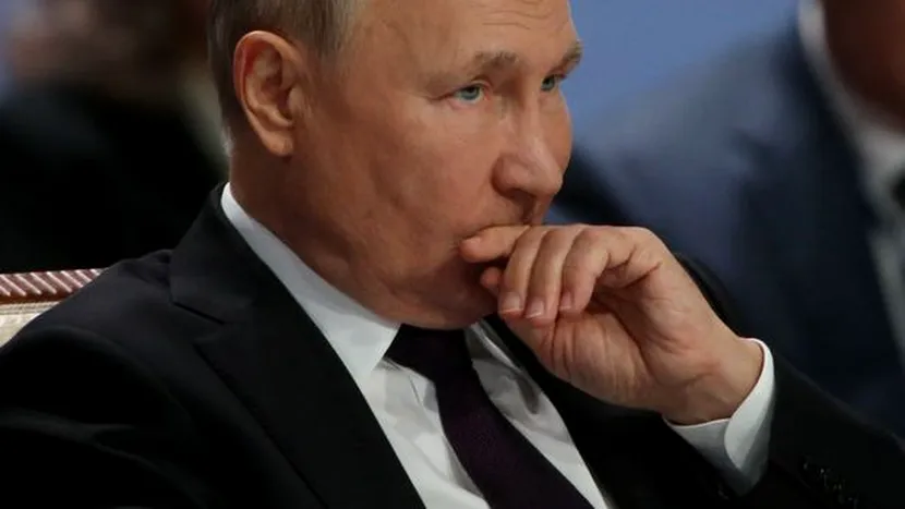 Putin îndopat cu steroizi în lupta împotriva Parkinsonului și a cancerului. Ce spun documente scurse din presă