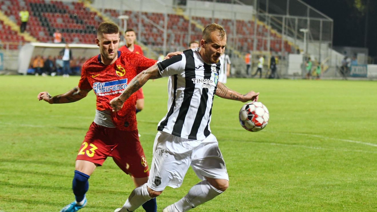 3 jucători de bază de la Astra, sub lupa lui Dan Alexa: "Dacă își dorește mai mult, poate ajunge un fotbalist important. Alibec e la 70% din potențial"