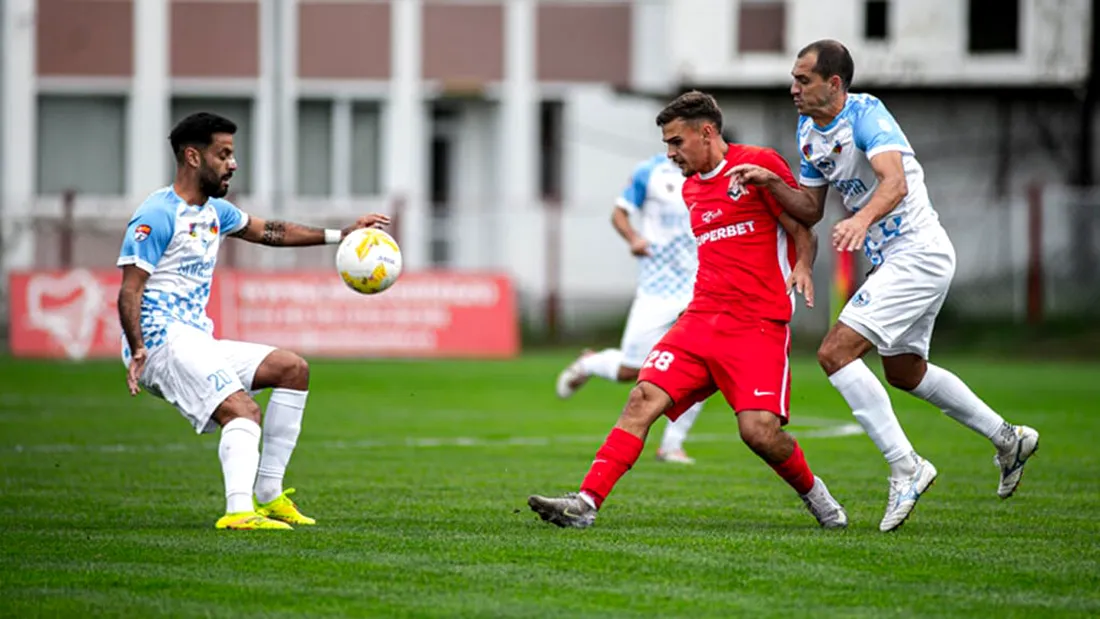 Corvinul a trecut la limită de AFC Câmpulung Muscel, se menține invincibilă și pe primul loc în Liga 2. Florin Maxim: ”Sunt meciuri pe care ai nevoie să le câştigi şi așa”