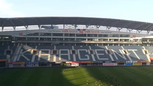 Cu ei se luptă Viitorul pentru un loc în turul trei al Europa League! Arena lui Gent, o adevărată fabrică de bani. Sponsori, loje ultramoderne și săli pentru evenimente. Corespondență din Belgia 