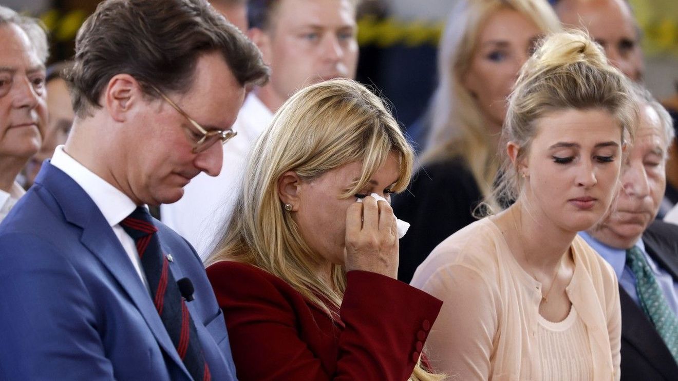 Familia lui Michael Schumacher a ajuns la fundul sacului! Soția fostului pilot scoate la licitație monopostul de Formula 1 cu care germanul a câștigat toate cursele, în schimbul căruia se așteaptă să primească până la 8 milioane de euro