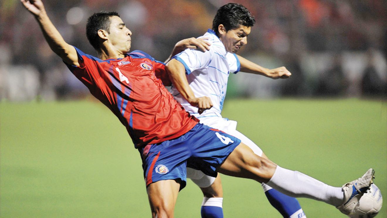 De ce n-a mai ajuns Corrales** la Steaua: "Nu e înalt"