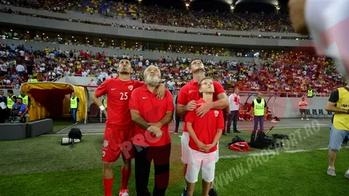 FOTO Moment ceremonial înainte de derby! Tricoul 