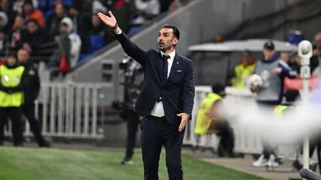 Ce s-a întâmplat în vestiarul campioanei României, după Lyon - FCSB 4-0. Elias Charalambous i-a văzut pe fotbaliști: „Asta le-am zis”