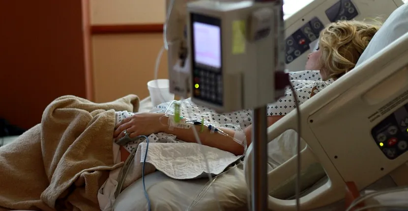 O pacientă, umilită în Spitalul Județean Mehedinți! Imaginile îngrozitoare au revoltat o țară întreagă