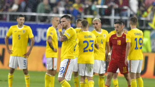 Ultrașii și-au bătut joc de fotbaliștii României, după al treilea gol marcat de Muntenegru: „Ce echipă avem / ne face să bem!” | SPECIAL