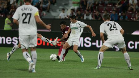 Dinamo s-a reorientat!** După ce a picat transferul lui Rullo, "câinii" vor să aducă un "tricolor". Ce mutare pregătește Negoiță