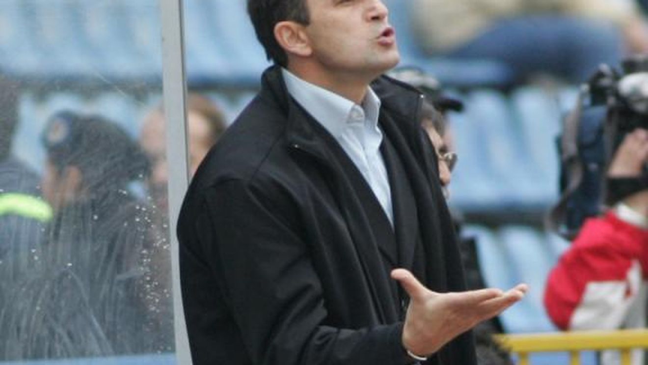 „Mai bine cu spectatori"