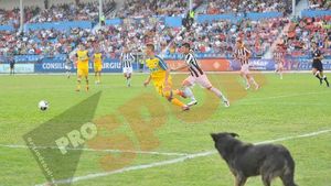 FOTO AMUZANT Adevăratul motiv pentru care U Cluj nu merge mai departe în Cupă:** Astra II a jucat în 12 :)