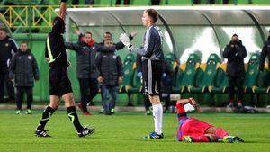 Steaua, avantajată de "cavalerii fluierului"? "În loc să investească banii din Liga Campionilor în jucători, i-a investit în arbitri"