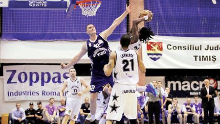 Clujul e sub presiune!** "U" Mobiltelco este la un pas să rateze finala Campionatului Național