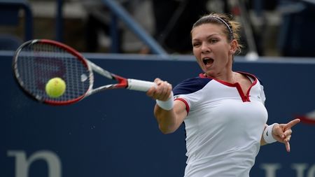 Simona Halep: "Ploaia a fost un dezavantaj în meciul cu Penetta, m-a scos din ritm"