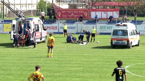 VIDEO | Accidentări șocante în chiar primul minut al meciului dintre Ripensia și FC Brașov. Jucătorii s-au dat cap în cap și au ajuns amândoi la spital