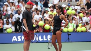 S-a aflat de ce nu rezistă niciun antrenor cu Emma Răducanu! Incredibil ce le face britanica: „Nu sunt genul să-mi spui asta"