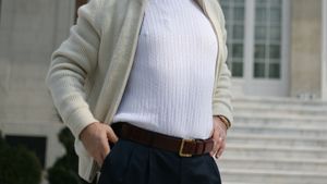 Becali despre Sandu:** "E bine că l-au chemat la DNA, dar nu are nicio legătură!"