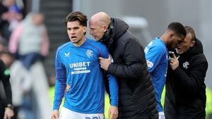 Ce notă a primit Ianis Hagi la pauza derby-ului Rangers - Celtic, după ce a marcat cu o execuție de clasă