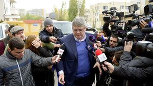 Variantă șocantă enunțată de Marian Iancu: "Dragomir va reveni rapid la LPF. Gino va demisiona după ce Ponta își retrage sprijinul"