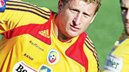 Goian: „Domenech știe că e greu să dai gol României"