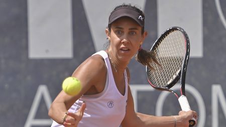 Sacrificiile Mihaelei Buzărnescu şi un adevăr teribil. A luat bani cu împrumut, a mâncat doar orez fiert şi a trăit drama însingurării: „Când am fost jos, doar familia mi-a fost aproape”