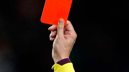 ȘOCANT | Un arbitru conducea o rețea de pedofilie, victimele fiind puștii uneia dintre echipele celebre din lume. "E posibil să fi operat și la alte cluburi"